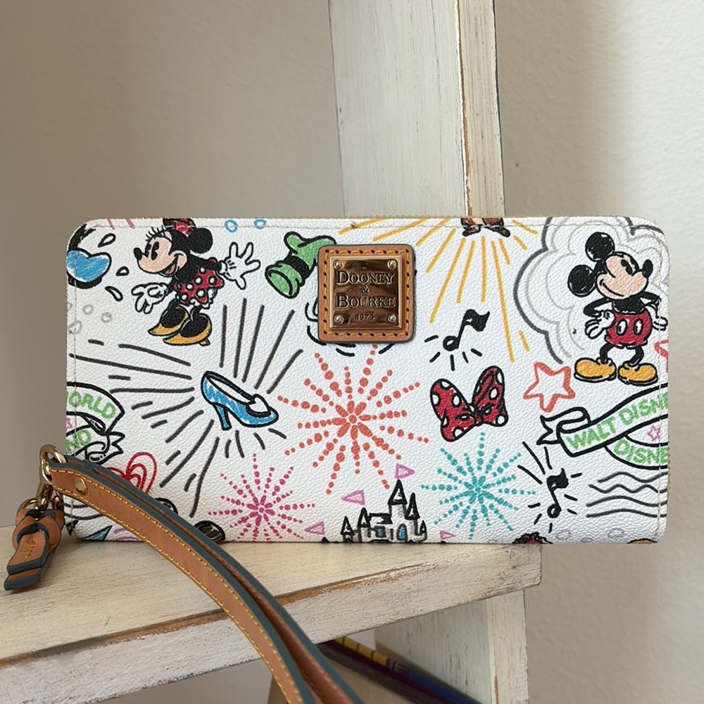 Dooney & Bourke Disney Sketch Wristlet